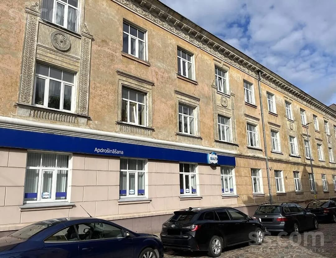 Divistabu dzīvoklis — Krišjāņa Valdemāra 20/24