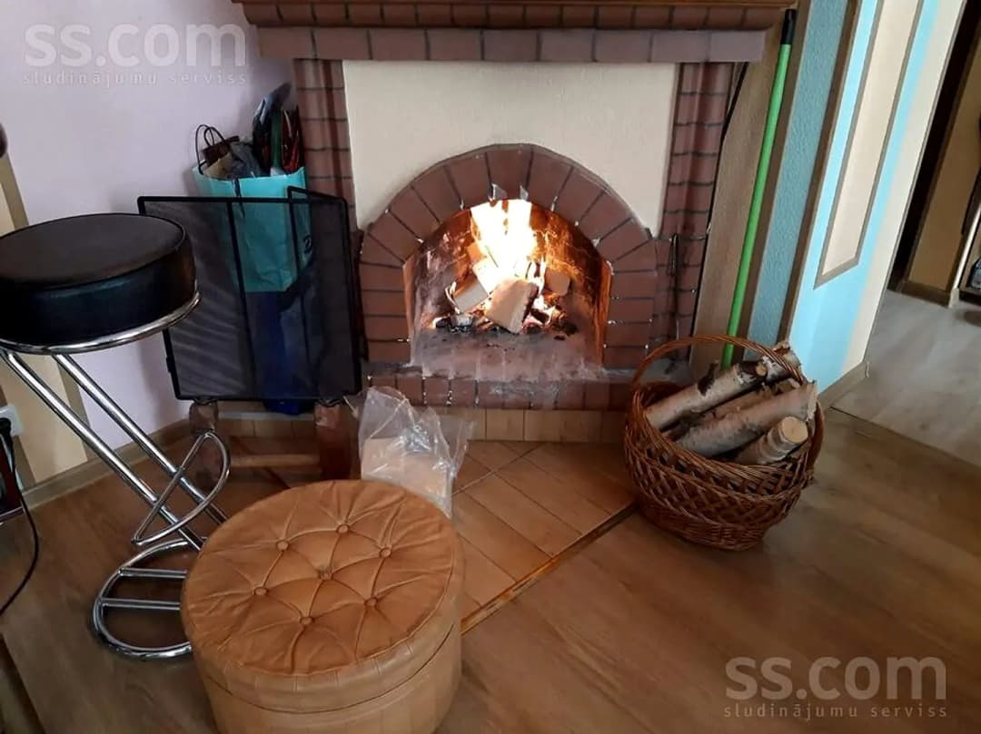 6 istabu dzīvoklis — Cietokšņa 37