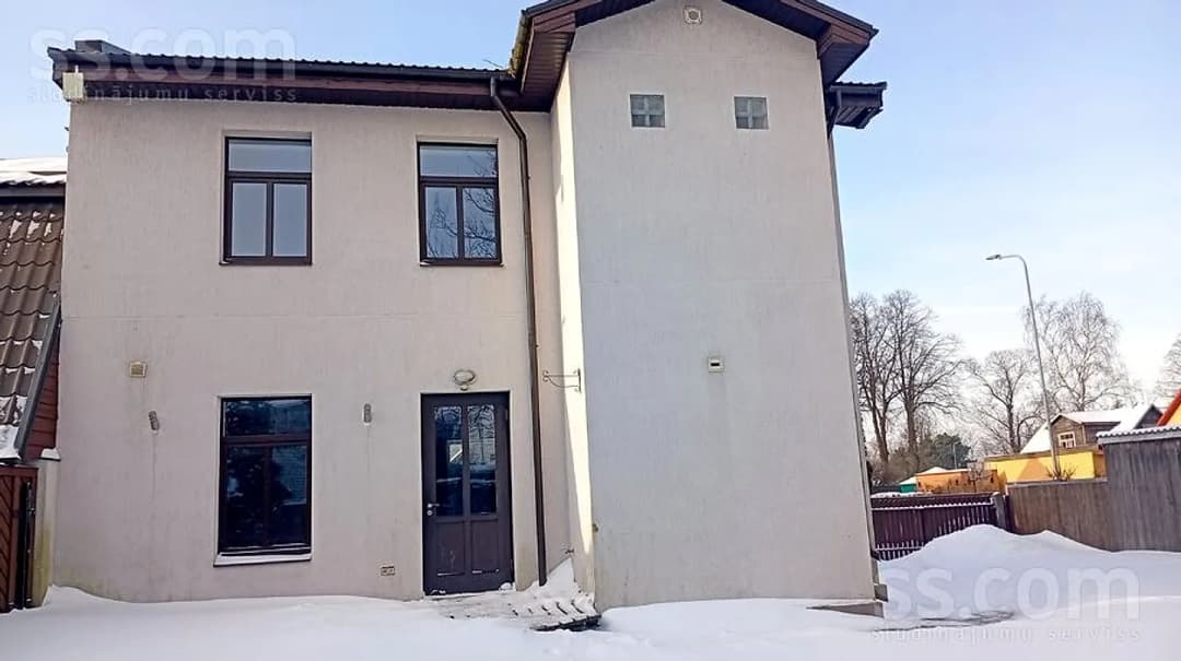 Māja — Meža iela 11