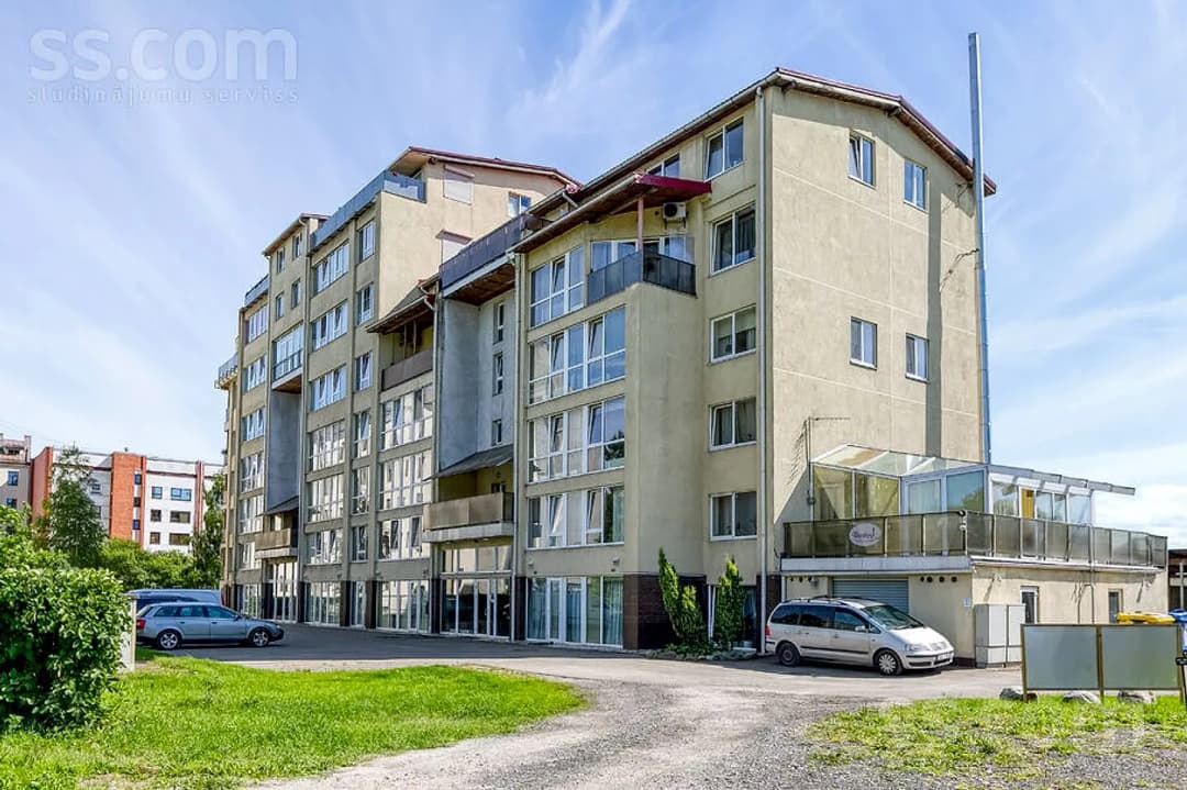 Divistabu dzīvoklis — Ganību d. 13/1