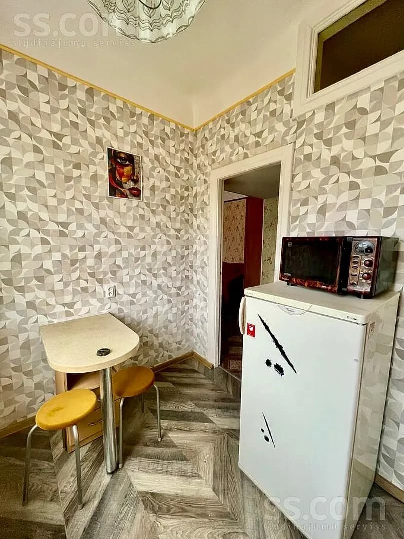 Vienistabas dzīvoklis — Targales 65 — vēl bildes