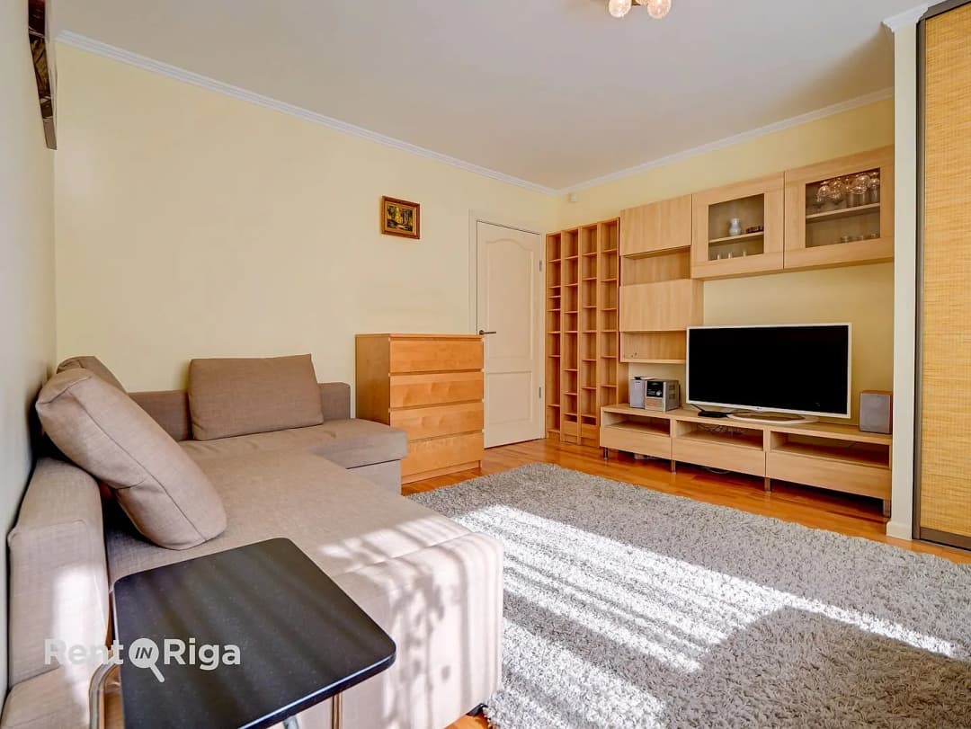 Hospitāļu 1, Centrs — vēl bildes