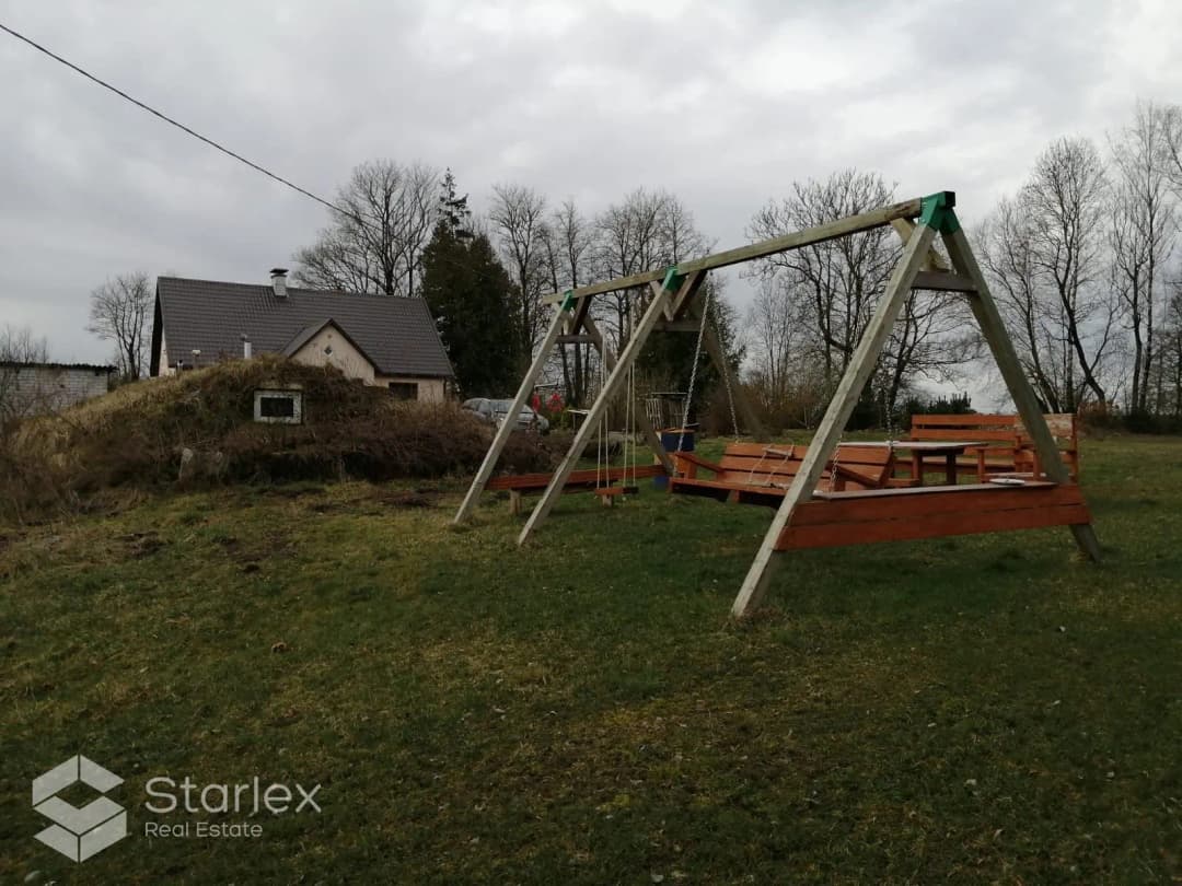 Teniņi , Skaistkalne, Bauskas nov. — vēl bildes