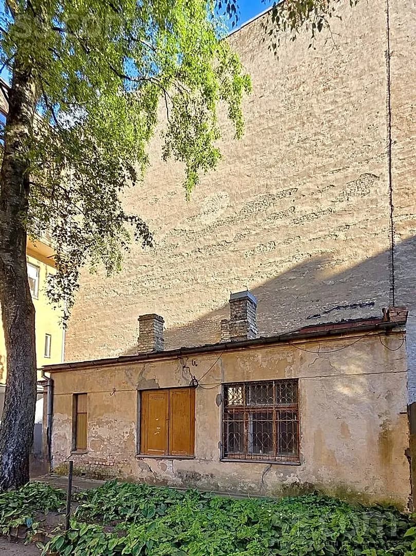 Divistabu dzīvoklis — Rūpniecības 15