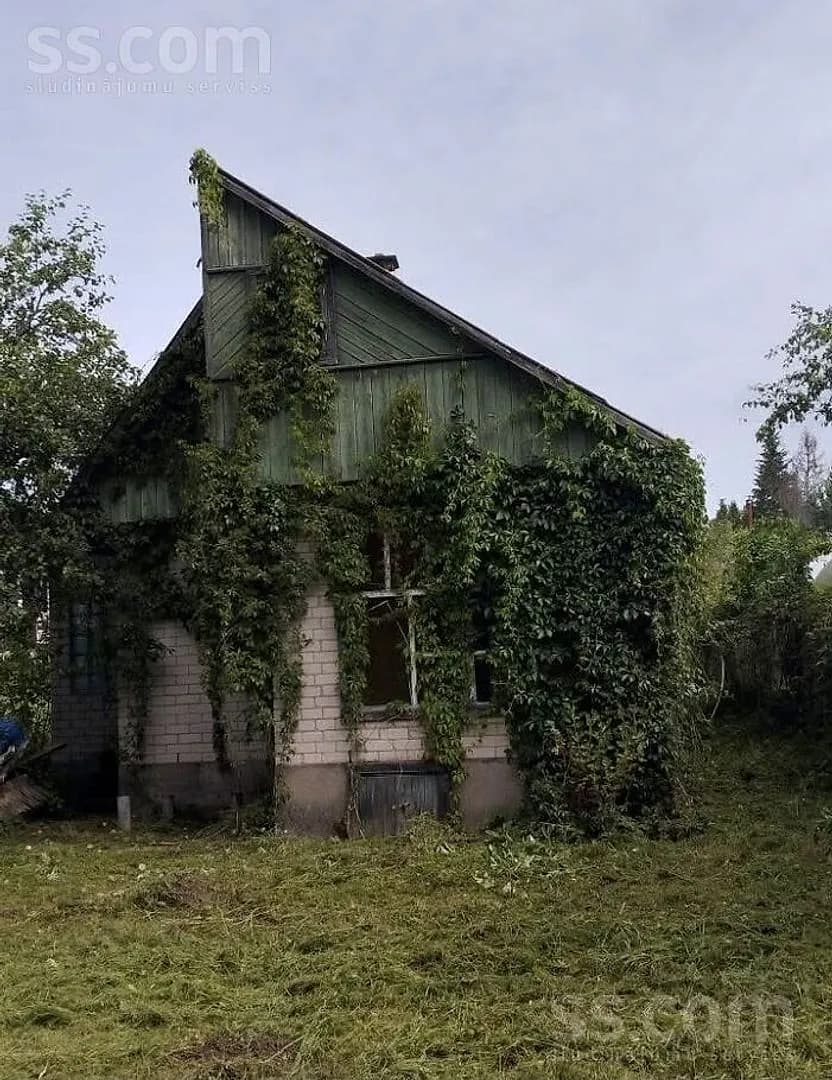 Trīsistabu māja — 1, Augšdaugavas novads (Sederes Pagasts)