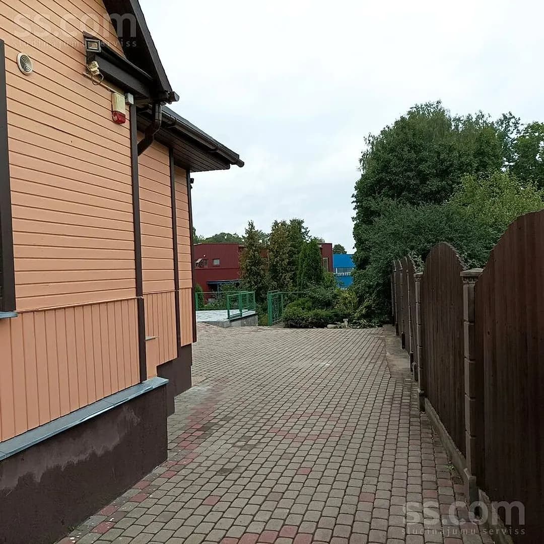 Māja — Brivibas 72 — bilde 3
