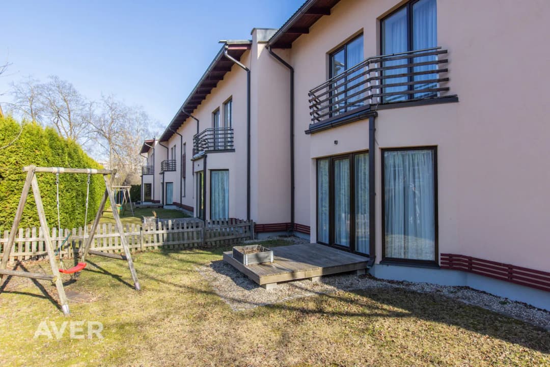 Filozofu iela 3E, Jelgava — vēl bildes
