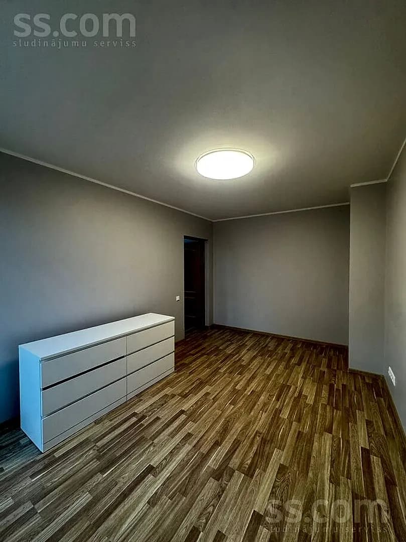 Divistabu dzīvoklis — Brīvības gatve 377 — vēl bildes