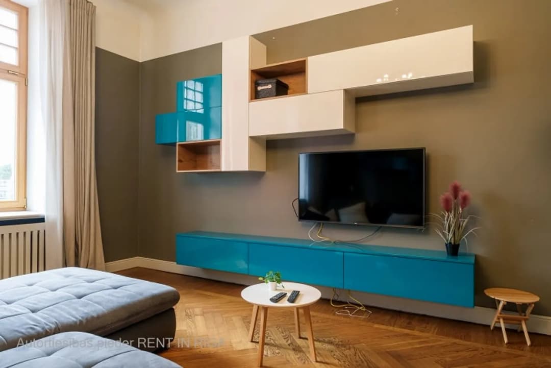 Divistabu dzīvoklis — Brīvības iela 46 — vēl bildes