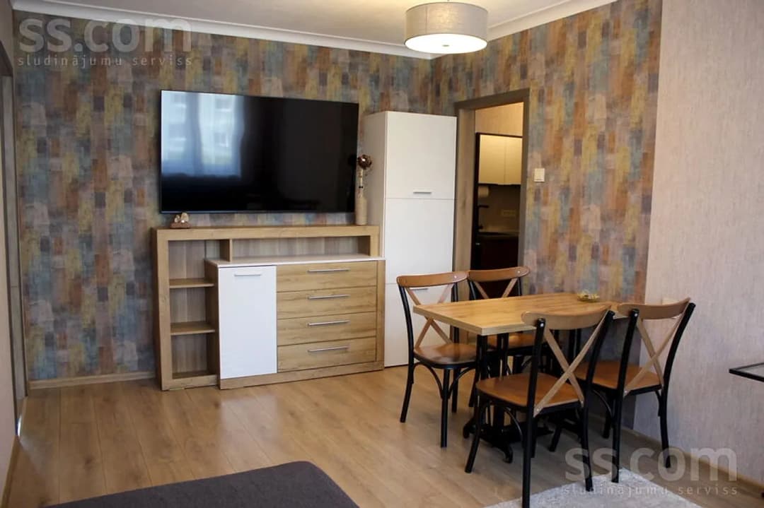 4 istabu dzīvoklis — Kaudzīšu 6