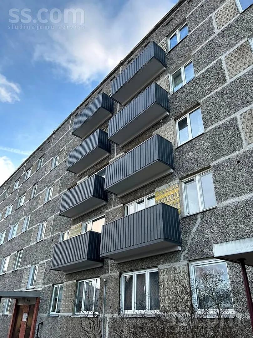 Trīsistabu dzīvoklis — Tautas 87