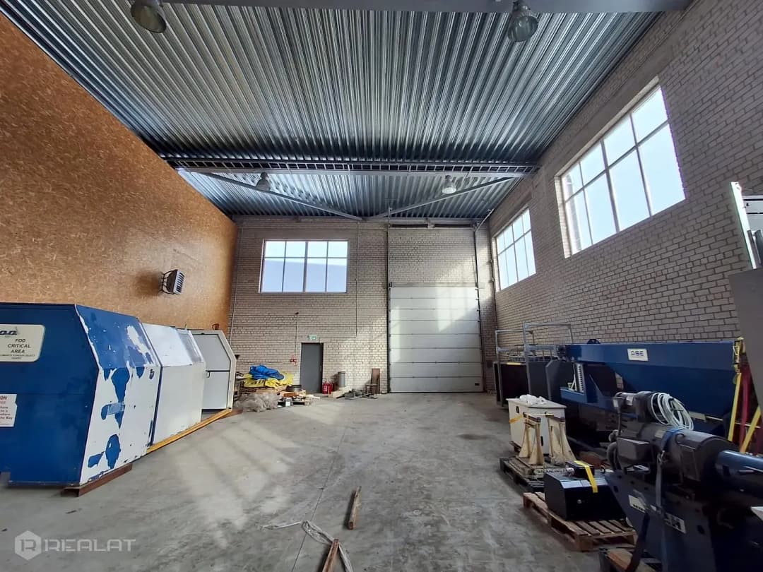 2-ist. Telpas, 614.00㎡ - Rīga, Šampēteris-Pleskodāle — bilde 2