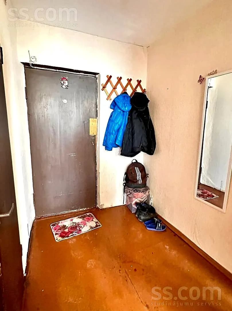 Vienistabas dzīvoklis — Kuldīgas 32 — vēl bildes