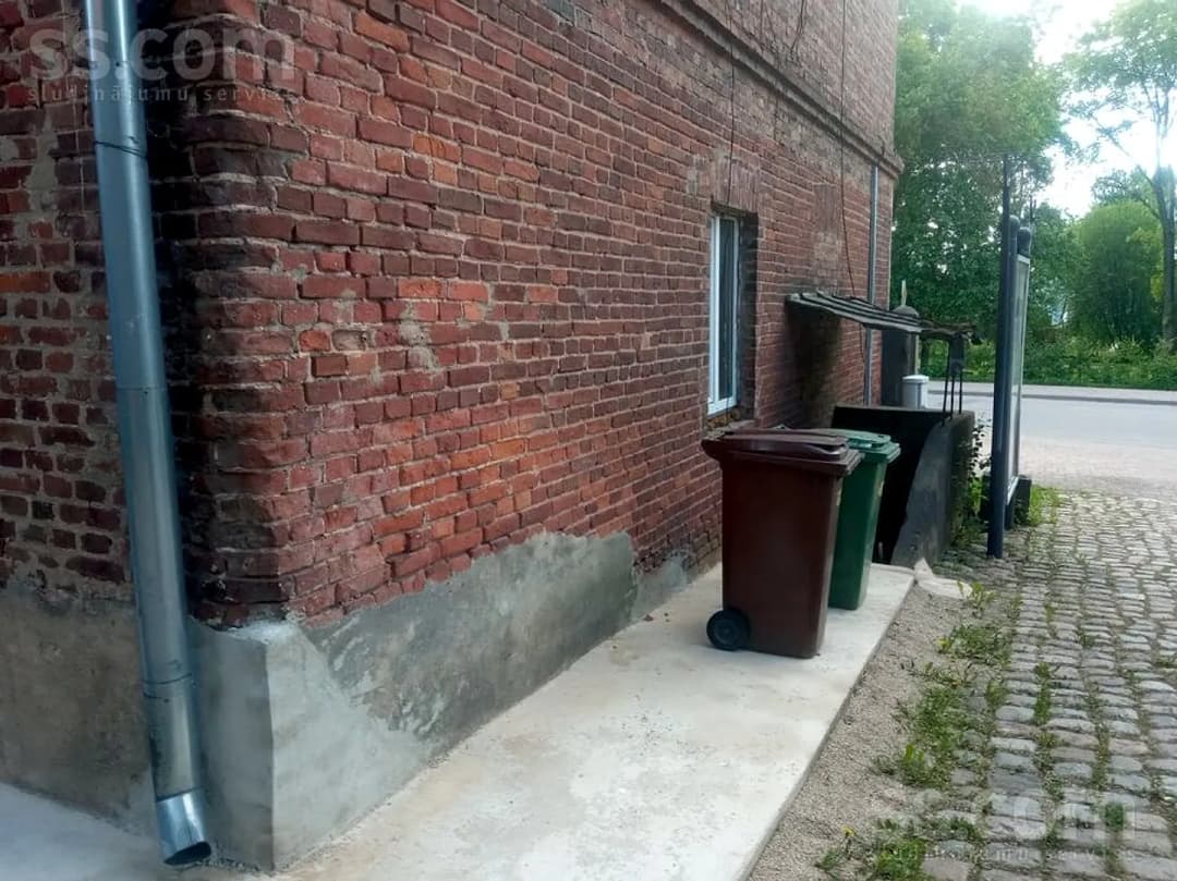 4 istabu dzīvoklis — Tālavijas iela 27 — vēl bildes