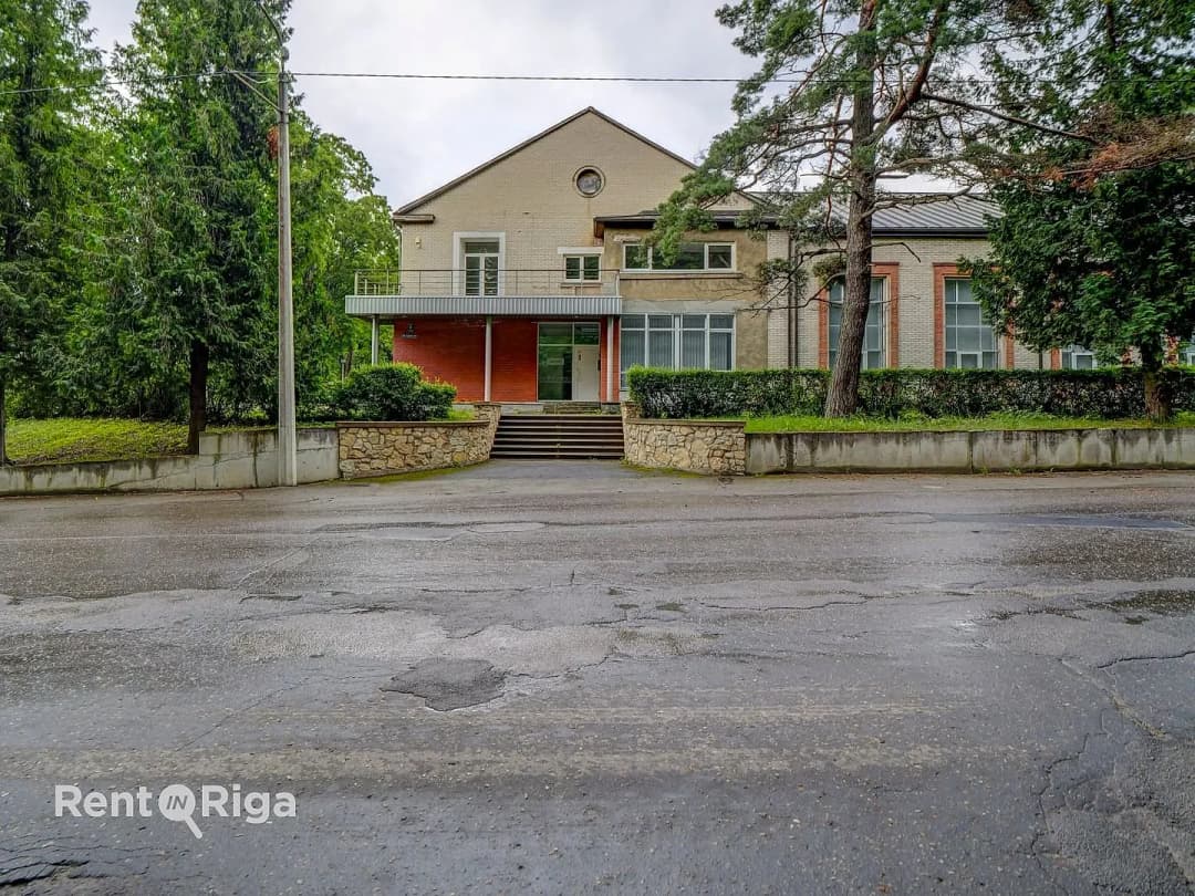 Zeme — Rīga (Jugla) — vēl bildes