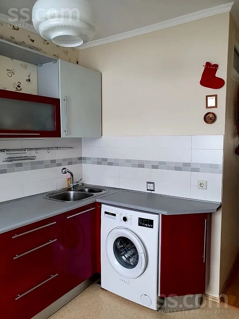 Vienistabas dzīvoklis — Brīvības iela 281 — vēl bildes