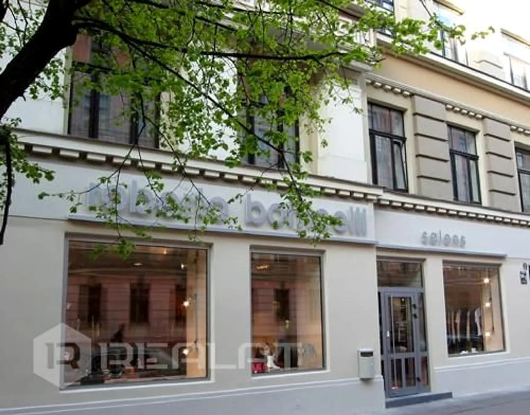 Iznomā biroja telpas Tērbatas Biznesa Centrā Rīgas vēsturiskā centra sirdī! Piedāvājam