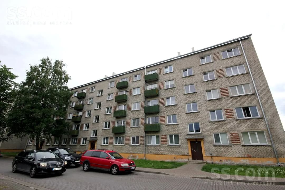 Divistabu dzīvoklis — Brivibas 21