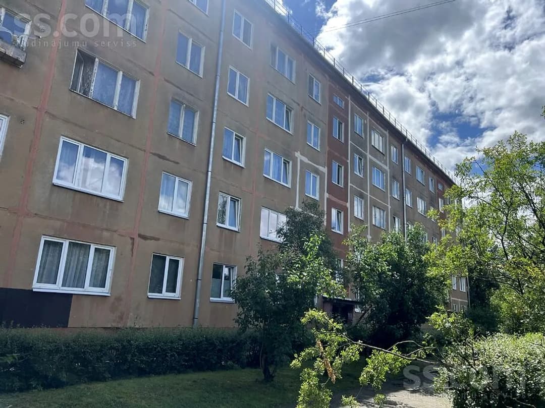 Trīsistabu dzīvoklis — Melnsila 28 — bilde 2