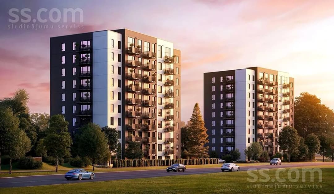 5 istabu dzīvoklis — Eizenšteina 47 — vēl bildes