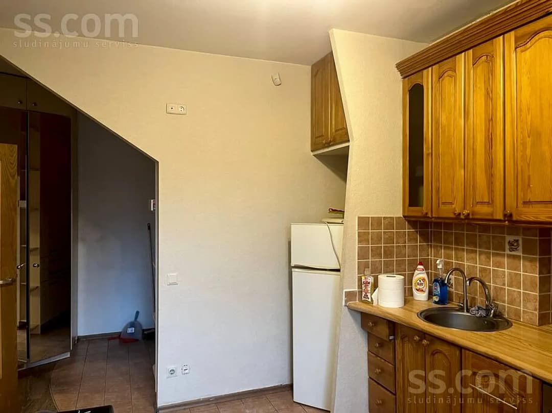 Vienistabas dzīvoklis — Pasta iela 48 — vēl bildes