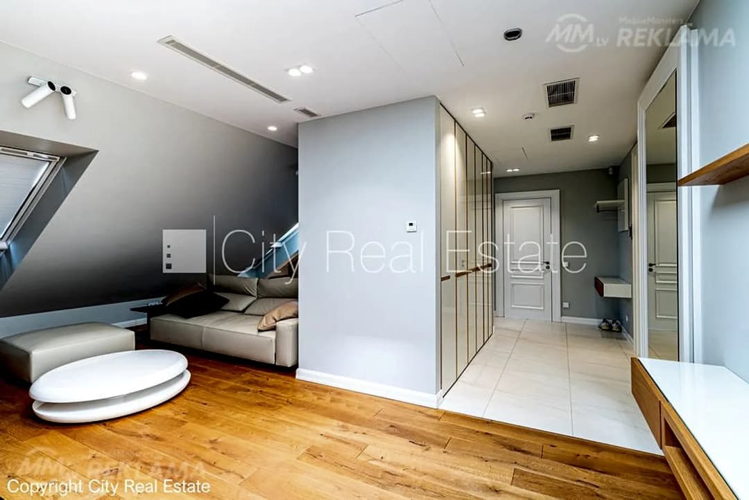Dzīvoklis Rīgā, Centrā, 92 м², 3 ist., 6 stāvs — bilde 2