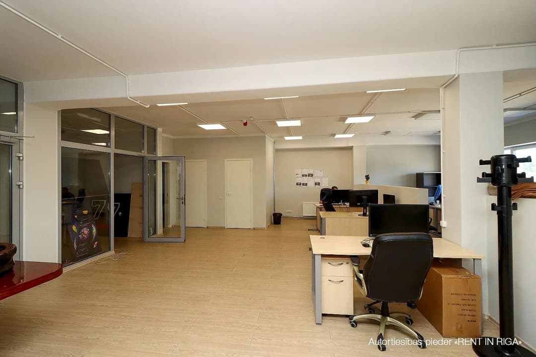 Brīvības gatve 403, Jugla — bilde 2