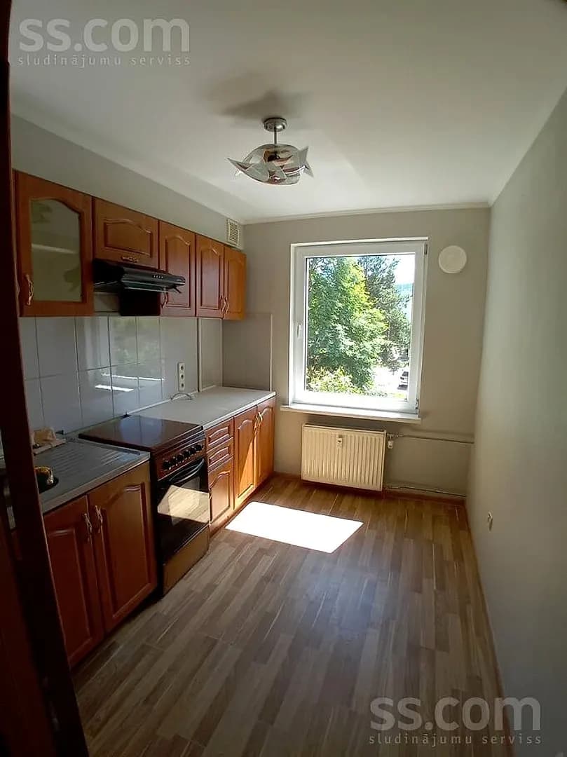 Divistabu dzīvoklis — Zemgales iela 43