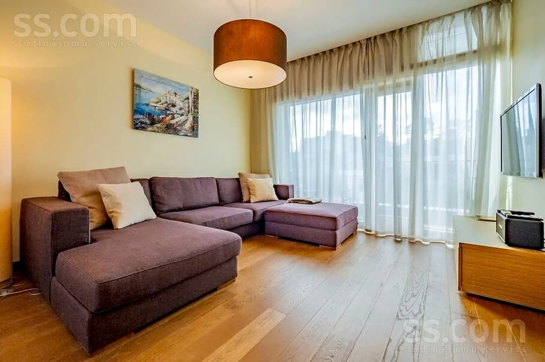 Trīsistabu dzīvoklis — Strēlnieku pr. 50 — bilde 3