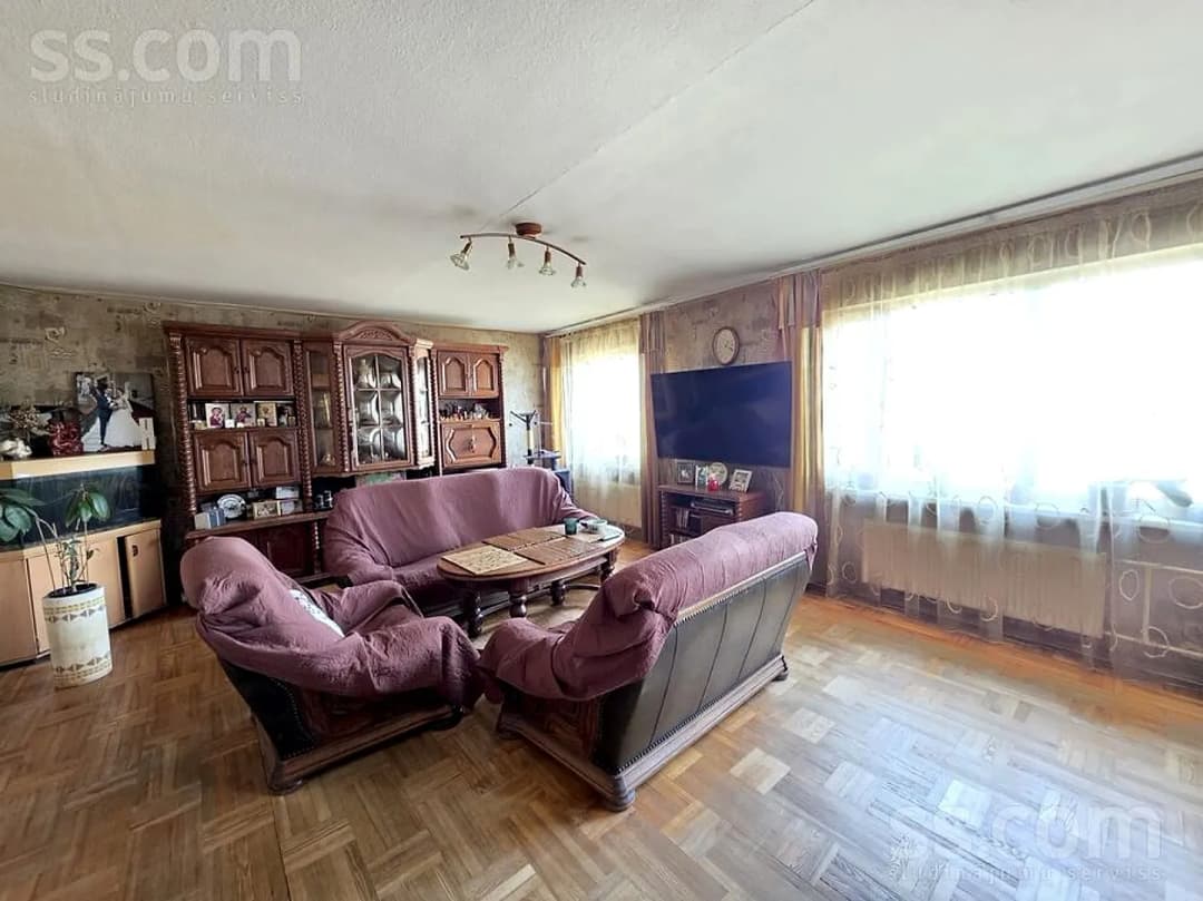 4 istabu dzīvoklis — Pūces 53 — bilde 2