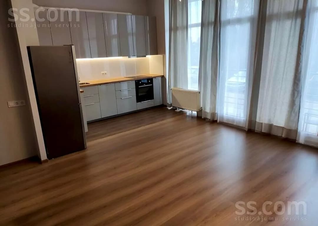 Trīsistabu dzīvoklis — Kaivas 50 — bilde 2