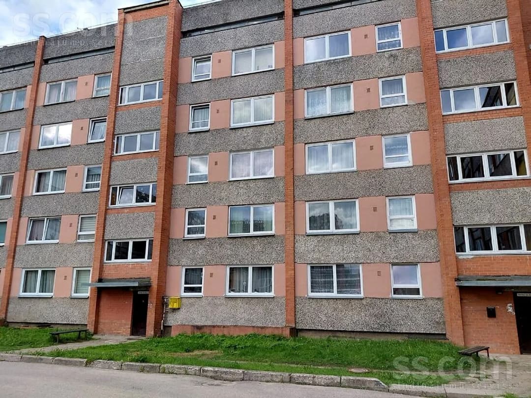 Divistabu dzīvoklis — Vienības 28