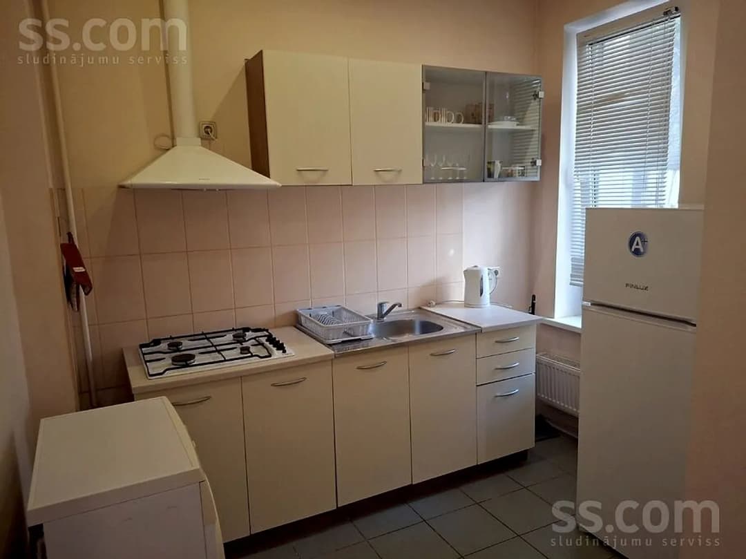 Divistabu dzīvoklis — Bulduru prospekts 28 — bilde 3