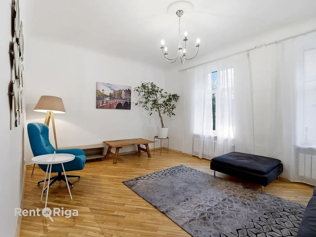 Aristida Briāna 14, Centrs — bilde 2