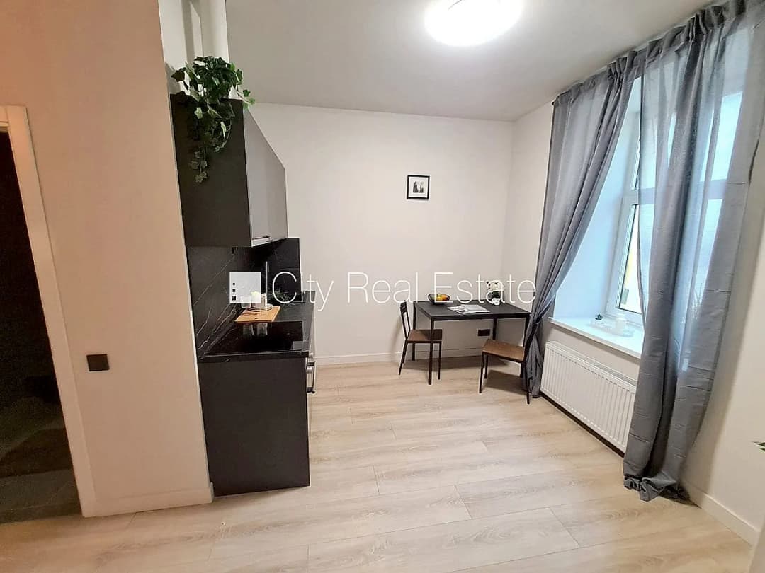Divistabu dzīvoklis — Krišjāņa Barona iela 104 — bilde 2