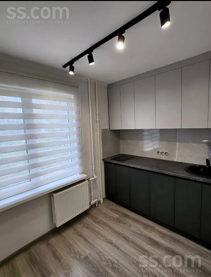 Divistabu dzīvoklis — Stirnu 45 — vēl bildes