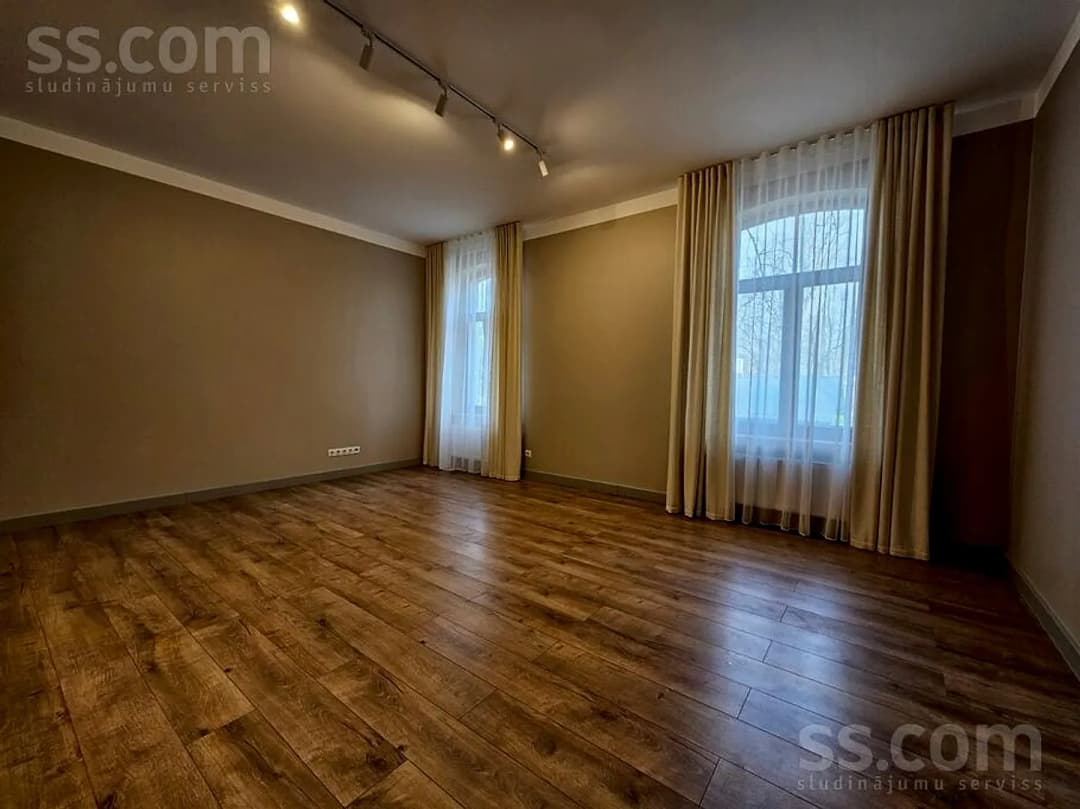 Divistabu dzīvoklis — Asara 11 — vēl bildes