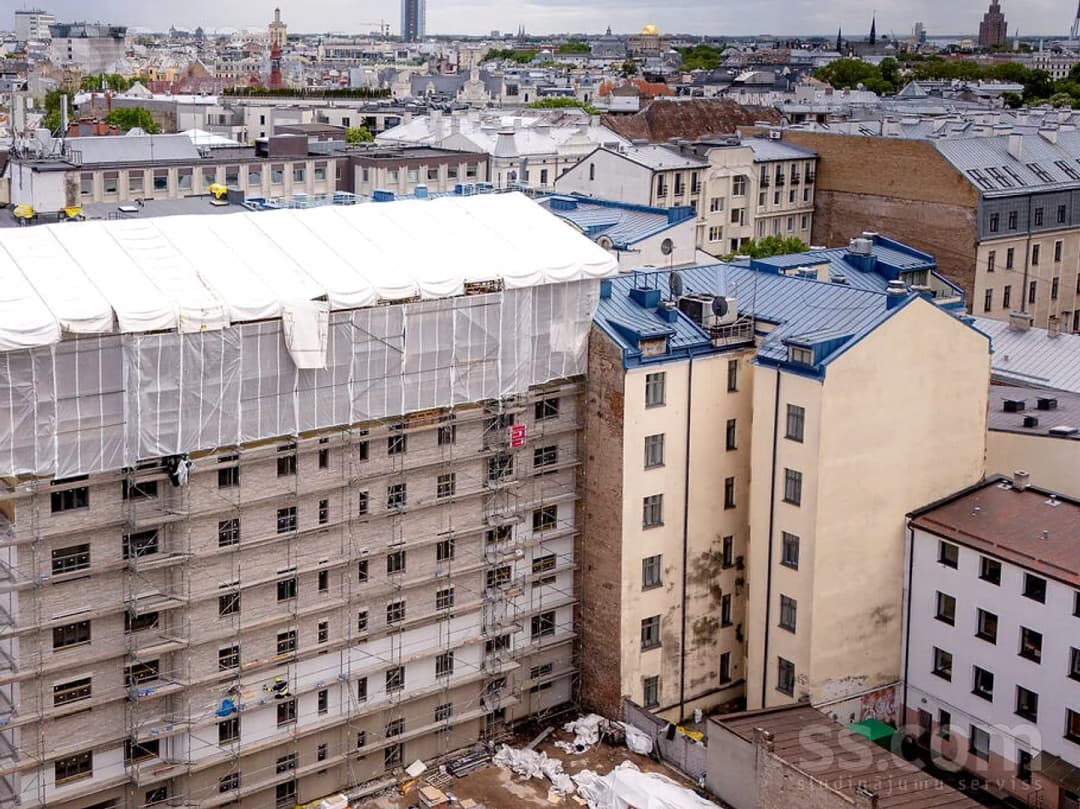 Trīsistabu dzīvoklis — Pulkv. Brieža 15 — vēl bildes