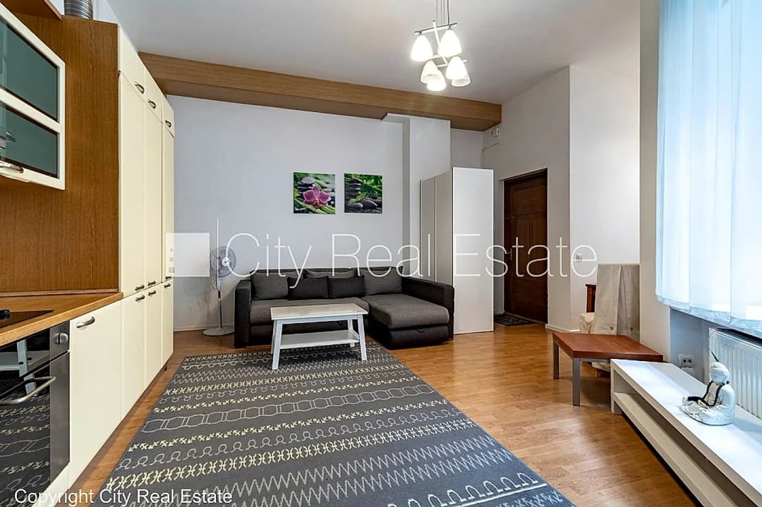 Divistabu dzīvoklis — Pulkveža Brieža iela 7 — bilde 2