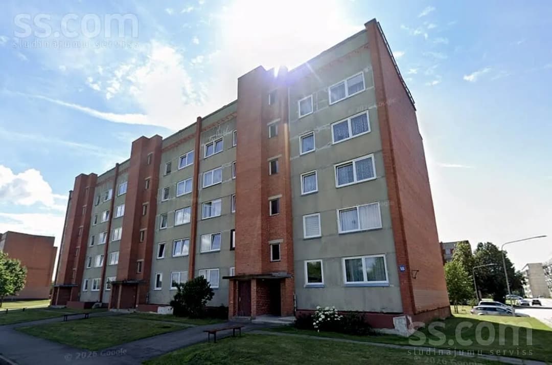 Divistabu dzīvoklis — Usmas 18