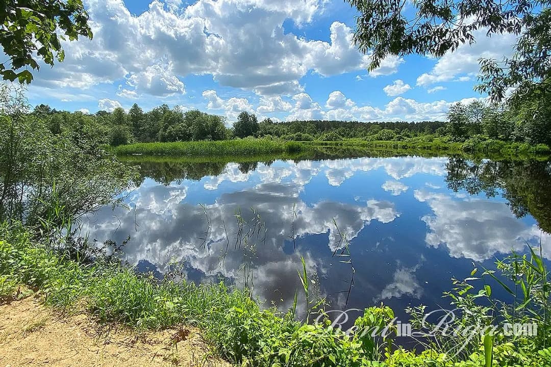 Zeme — Rīga (Berģi) — vēl bildes