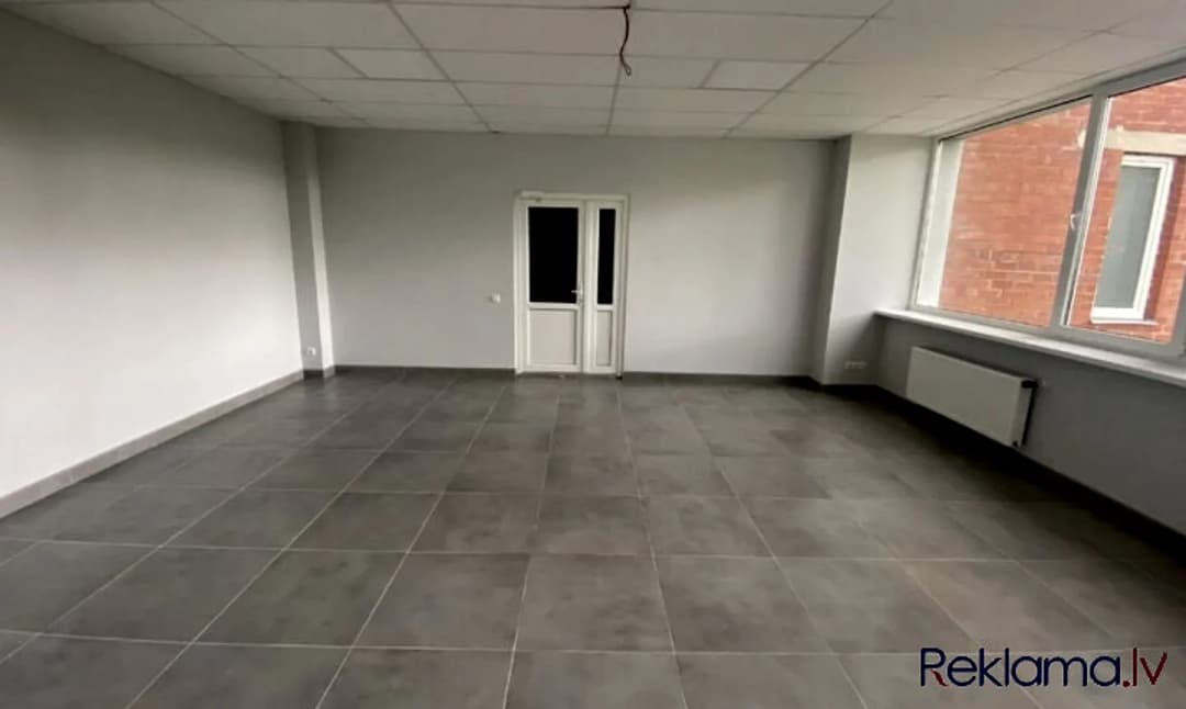 Jelgavas mašīnbūves rūpnīcā, Barona ielā 40 piedāvājam nomāt kvalitatīvas biroja telpas — bilde 2