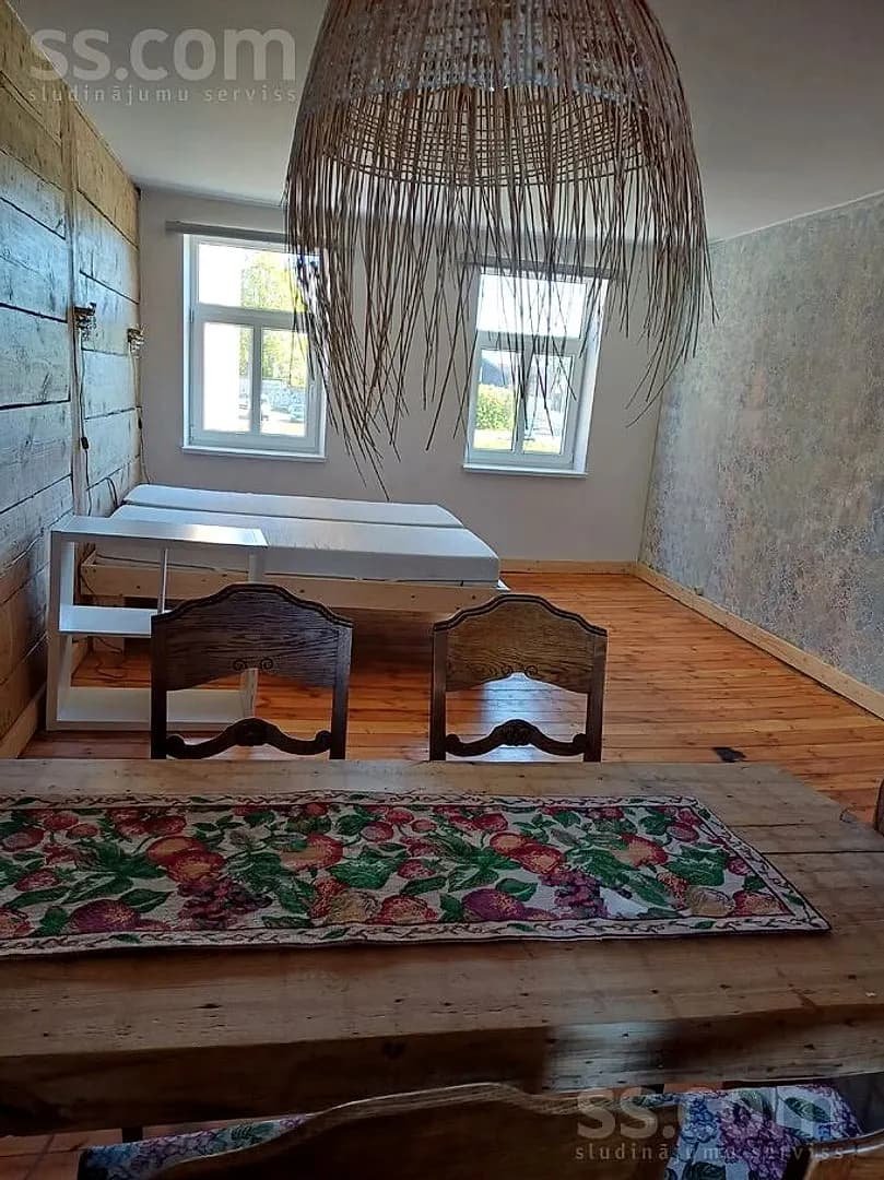 Vienistabas dzīvoklis — Ukstiņa 14 — vēl bildes