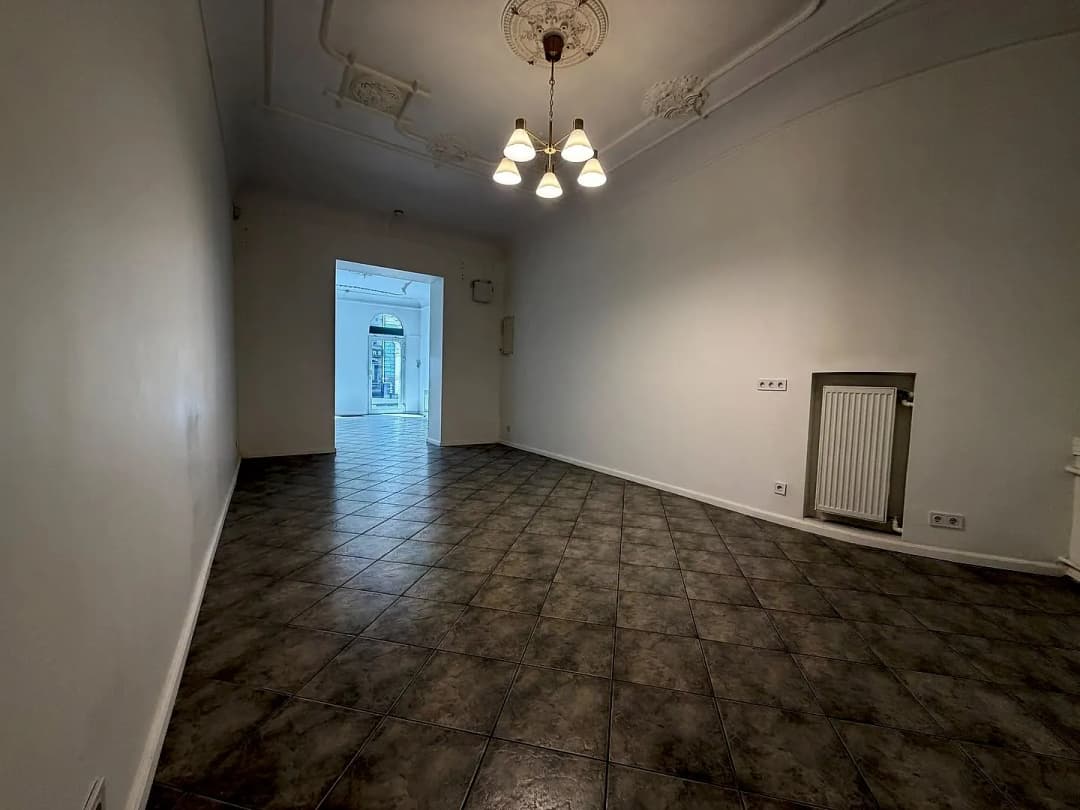 Lāčplēša iela 23, Centrs — vēl bildes