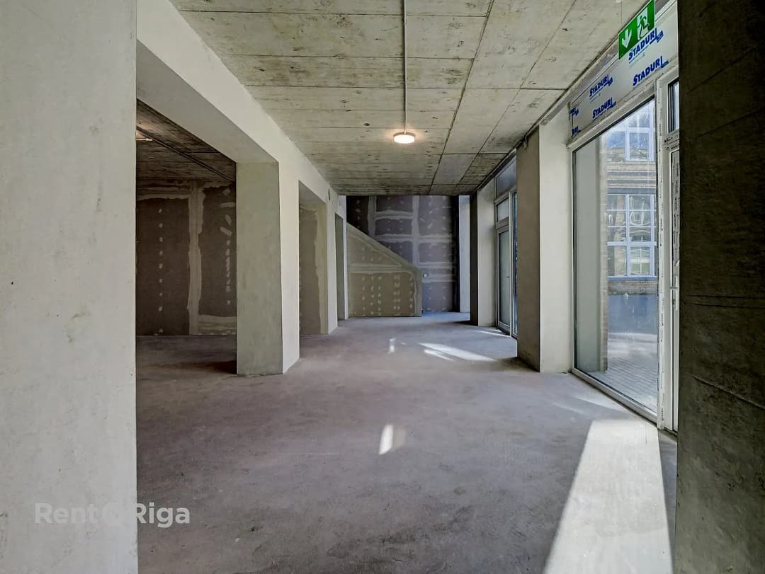 Brīvības 214T, Centrs — bilde 3