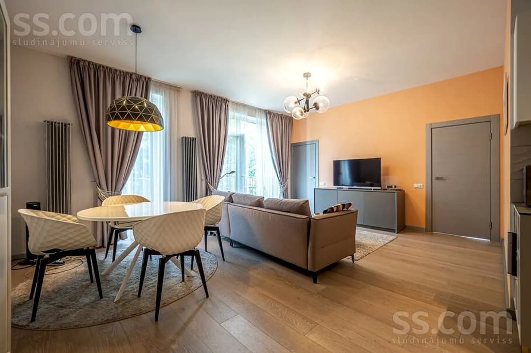 4 istabu dzīvoklis — Rīgas 41