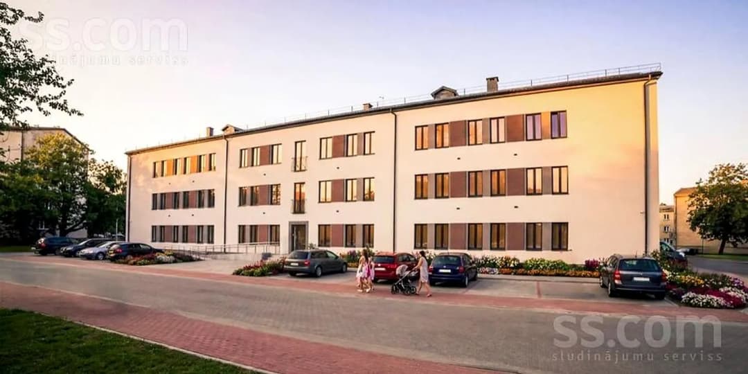5 istabu dzīvoklis — Talsu 3a