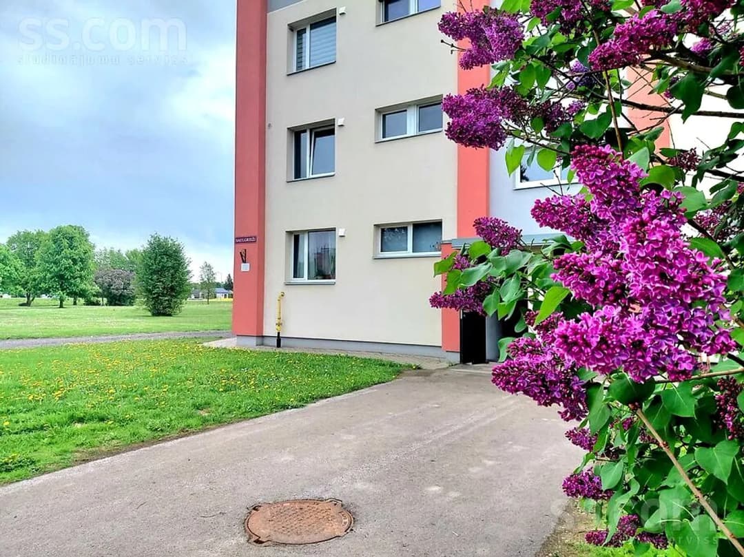 Divistabu dzīvoklis — Saulgrieži 3