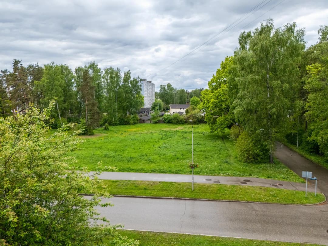 Tallinas iela, Kauguri, Jūrmala — vēl bildes