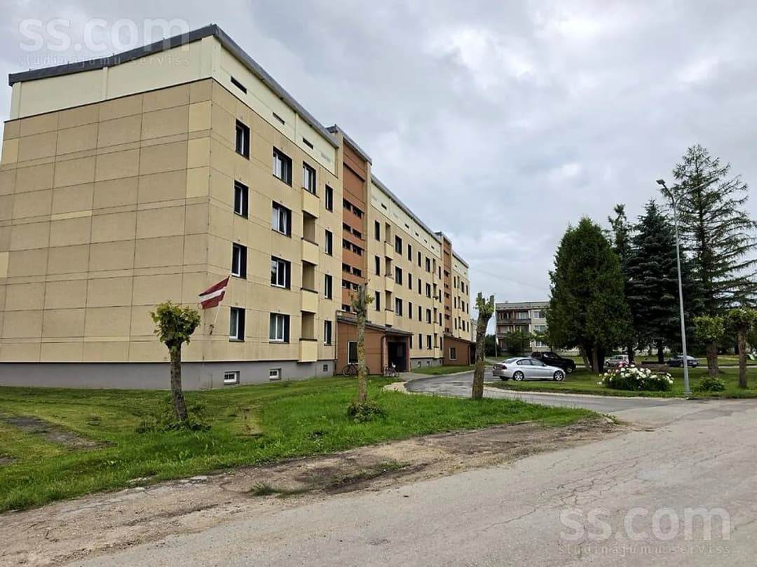 Divistabu dzīvoklis — Liepu iela 13